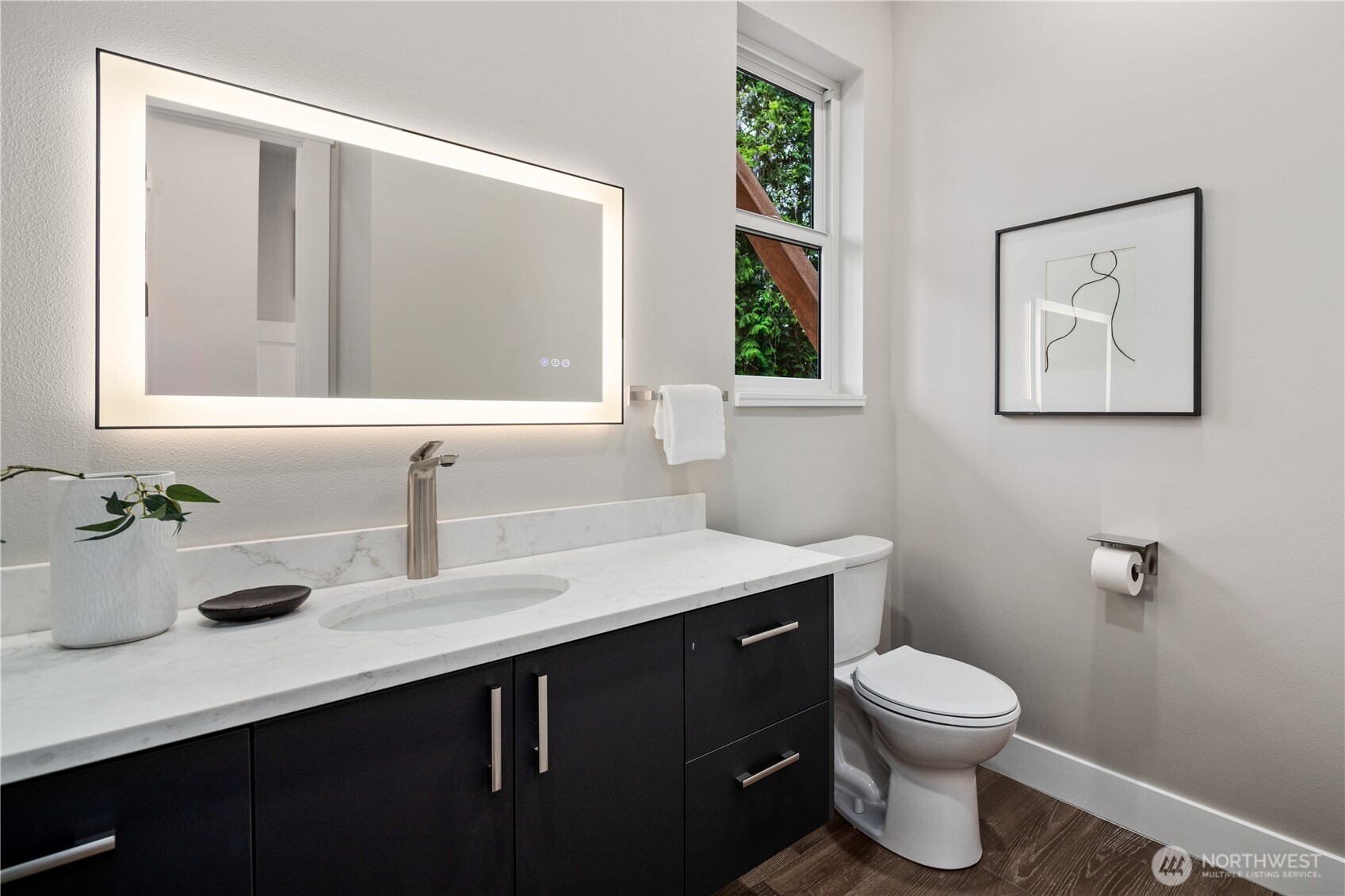 8814 NE Juanita Drive