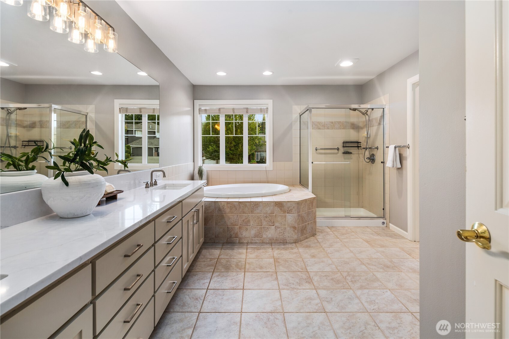 5316 NE 24th Court