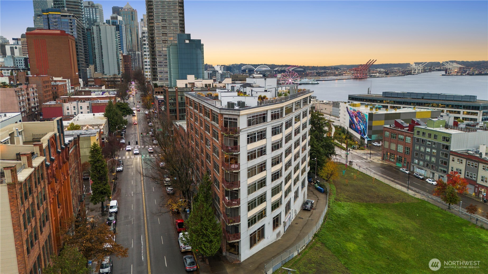 2319 1st Avenue Unit: 203