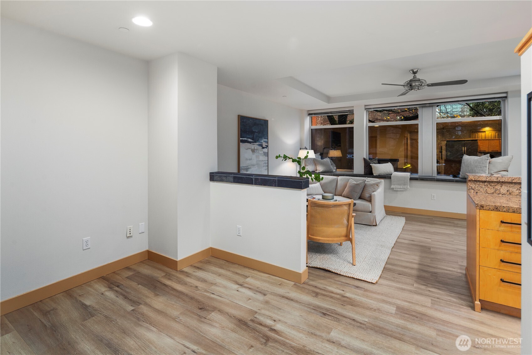 2319 1st Avenue Unit: 203