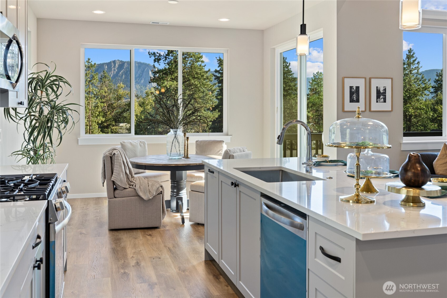 403 Outfitter (Lot 6) Place