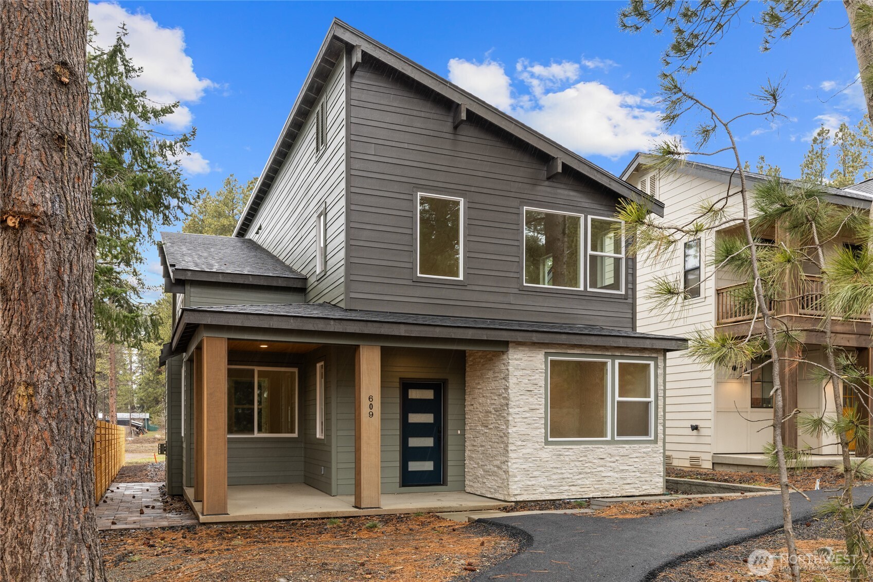 609 Compass (Lot 19) Place