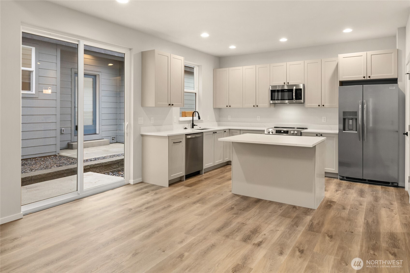 602 Compass (Lot 22) Place