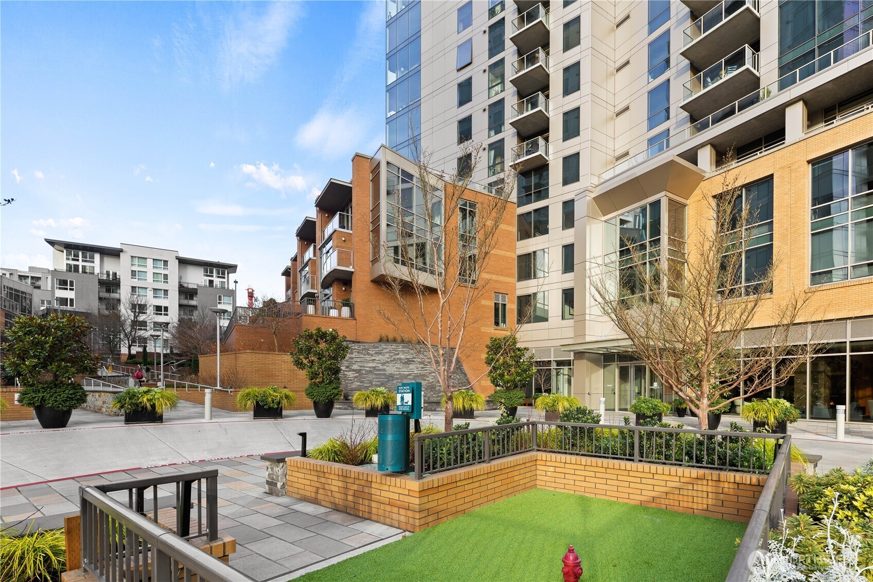 10650 NE 9th Place Unit: 2427