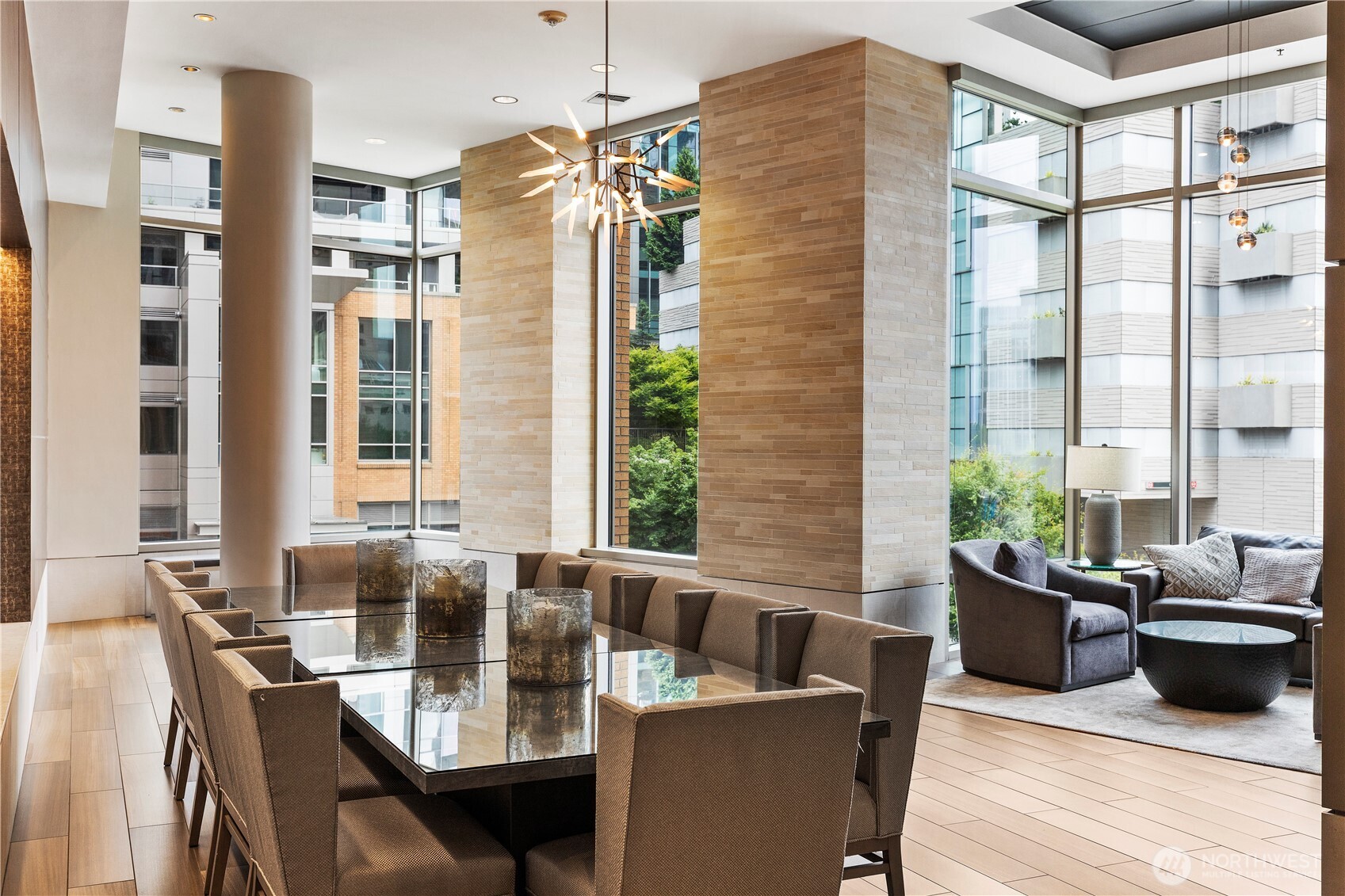 10650 NE 9th Place Unit: 2427