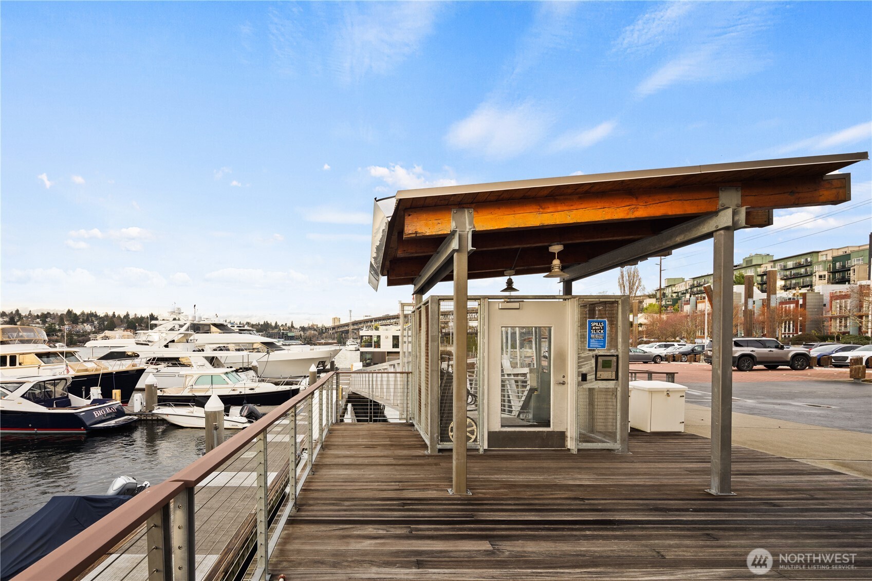 2832 Fairview Avenue E