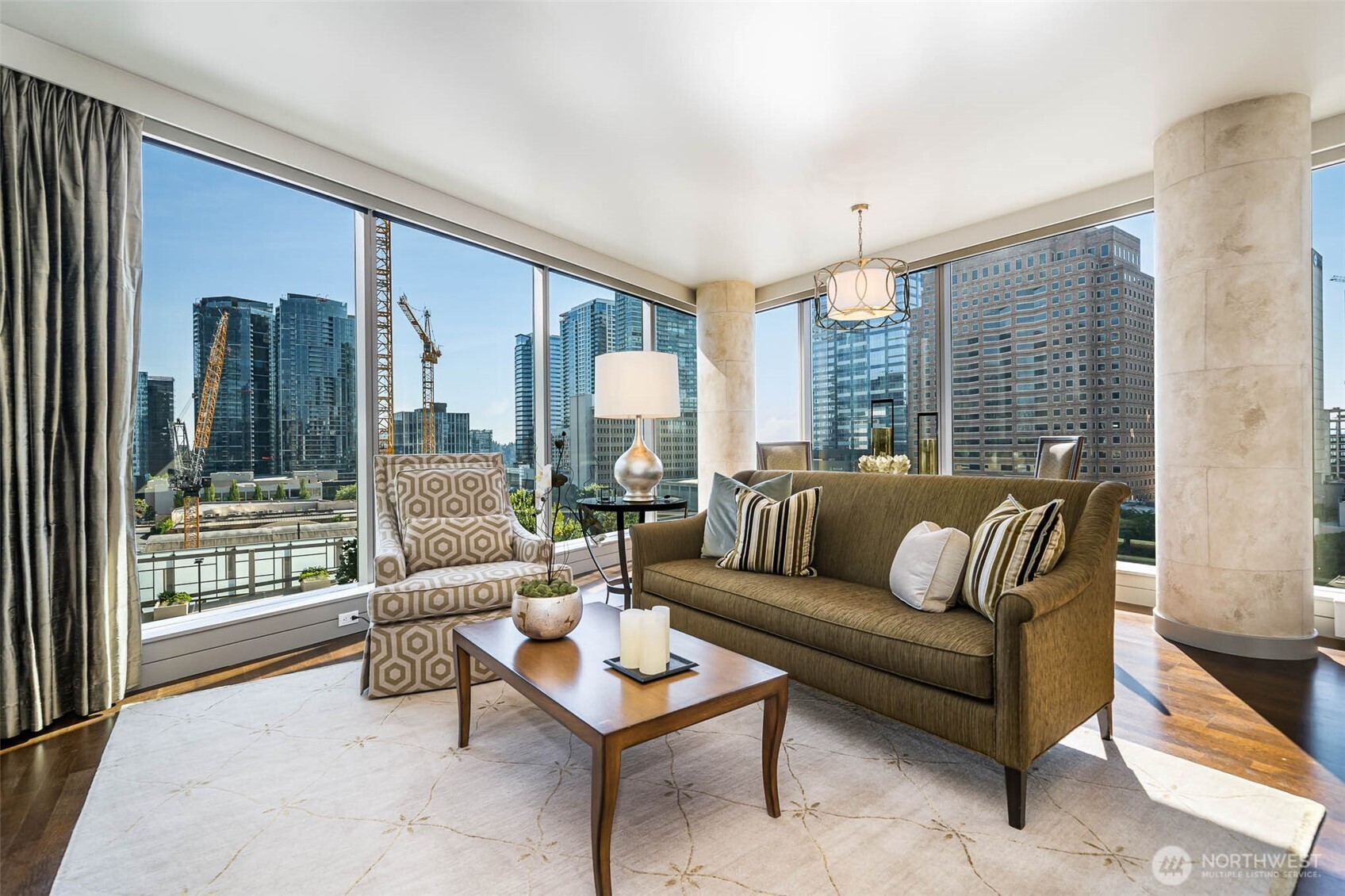 10650 NE 9th Place Unit: 1122