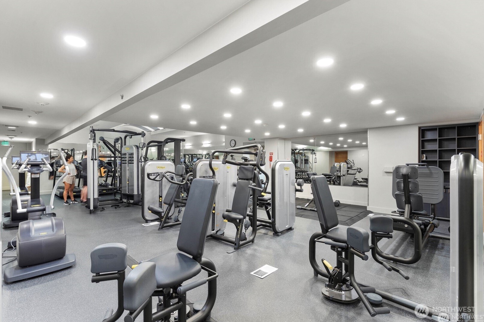 10650 NE 9th Place Unit: 1122