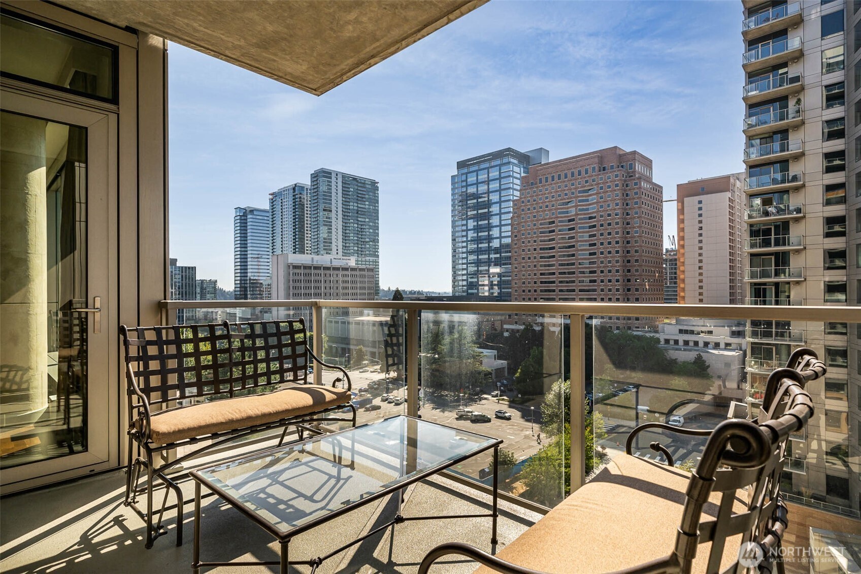 10650 NE 9th Place Unit: 1122