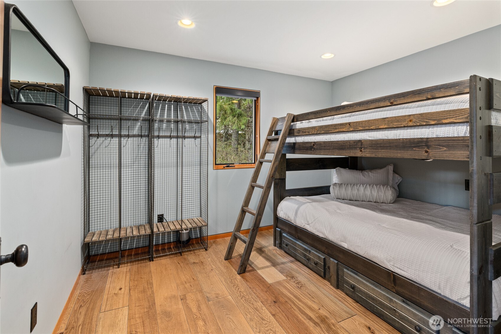 250 Leaden Queen Lane