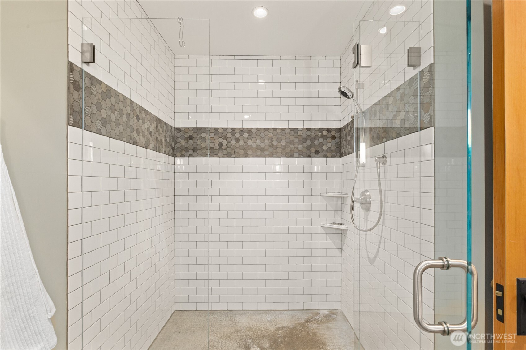 250 Leaden Queen Lane