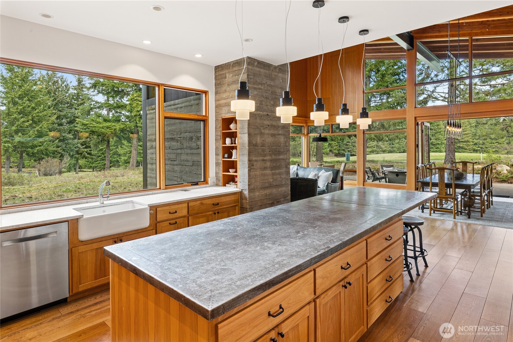 250 Leaden Queen Lane