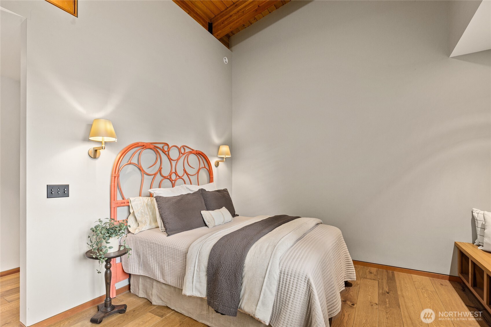 250 Leaden Queen Lane