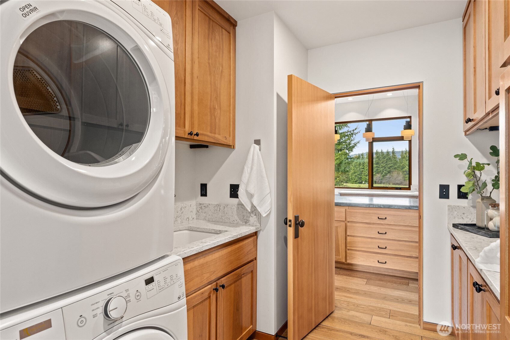 250 Leaden Queen Lane