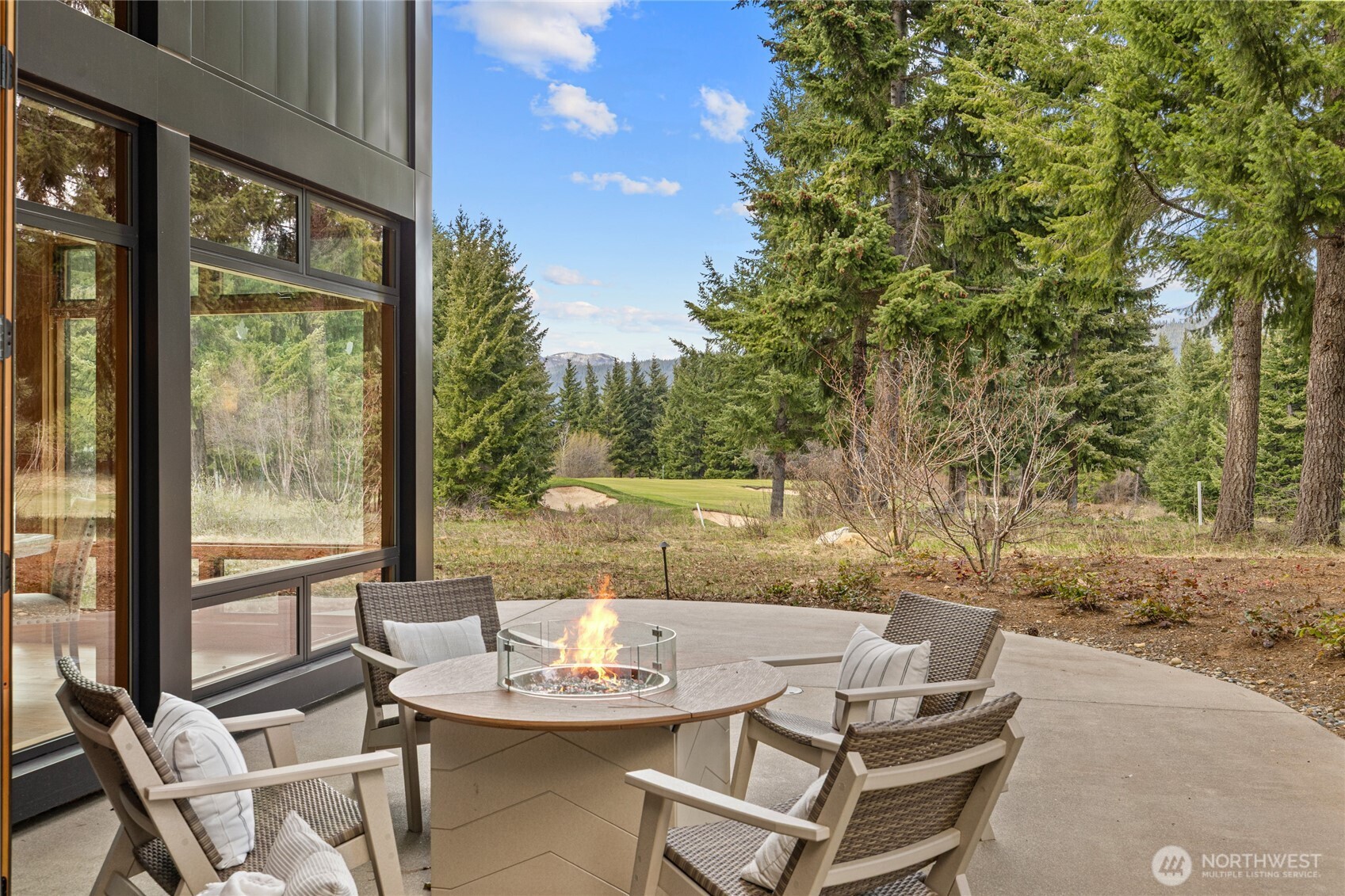 250 Leaden Queen Lane