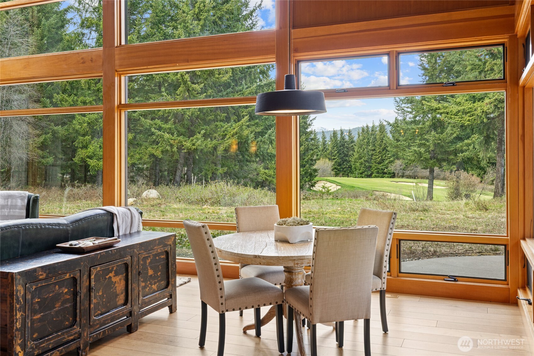 250 Leaden Queen Lane