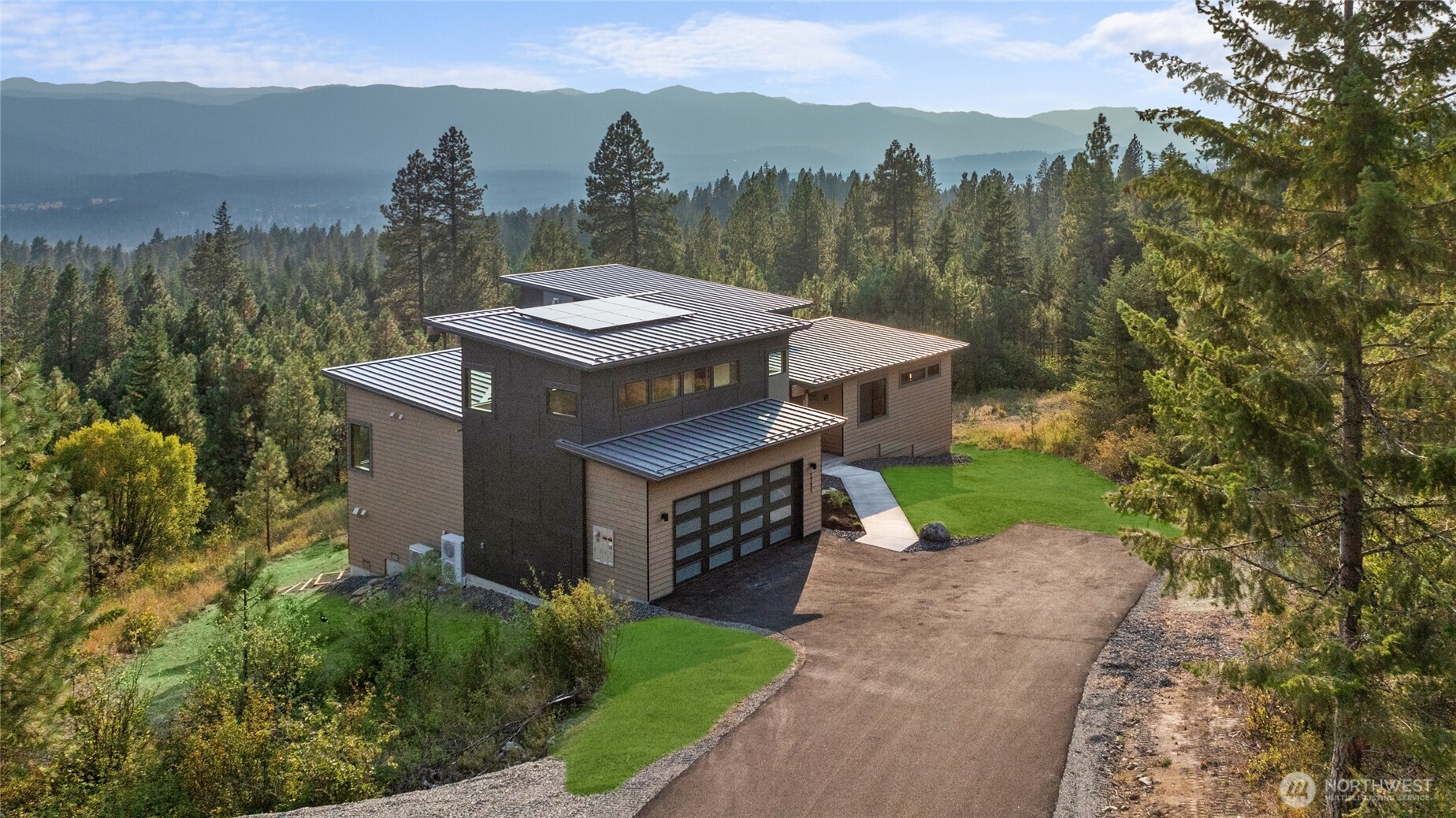 1721 Forest Ridge Drive