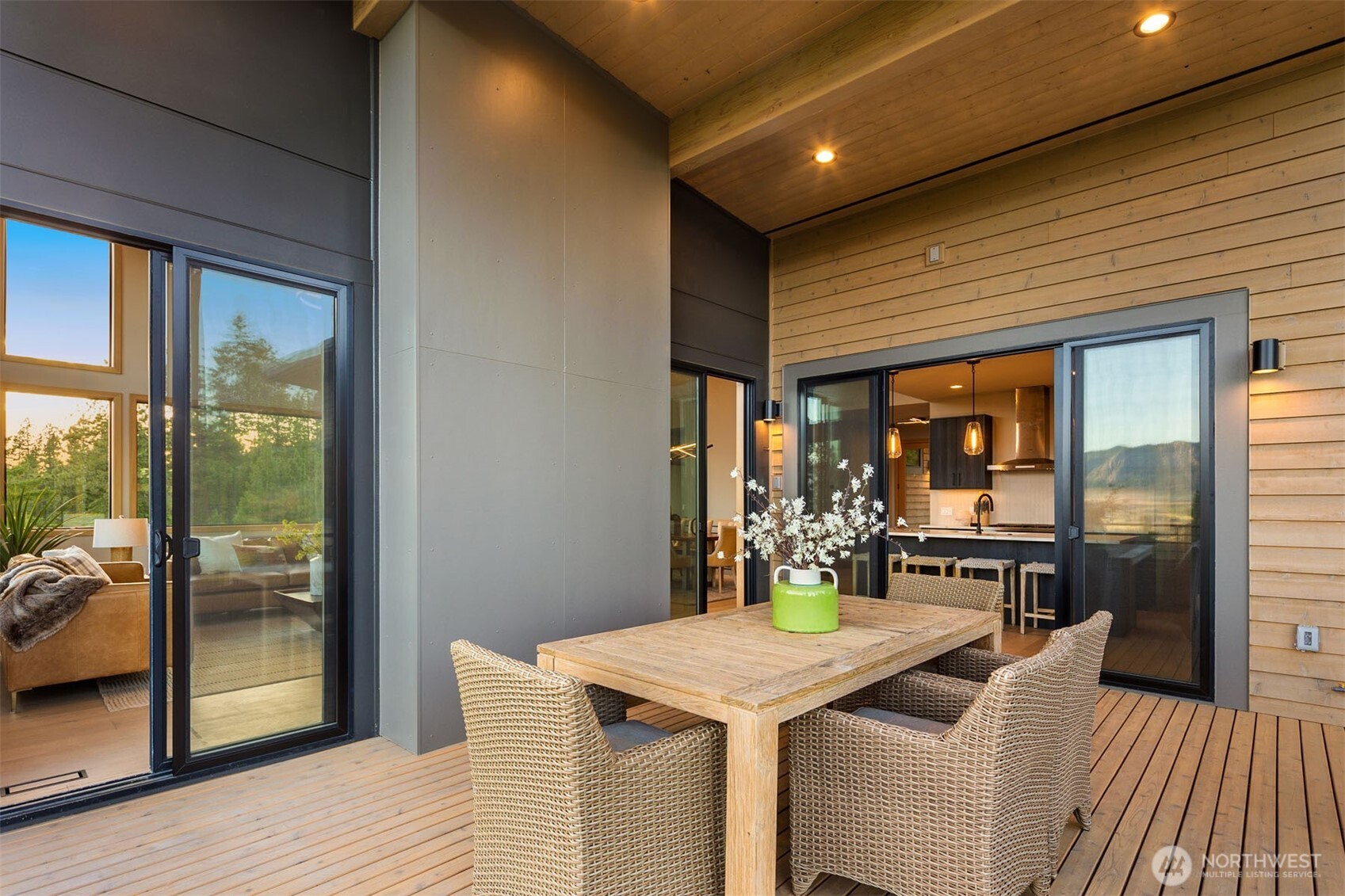 1721 Forest Ridge Drive