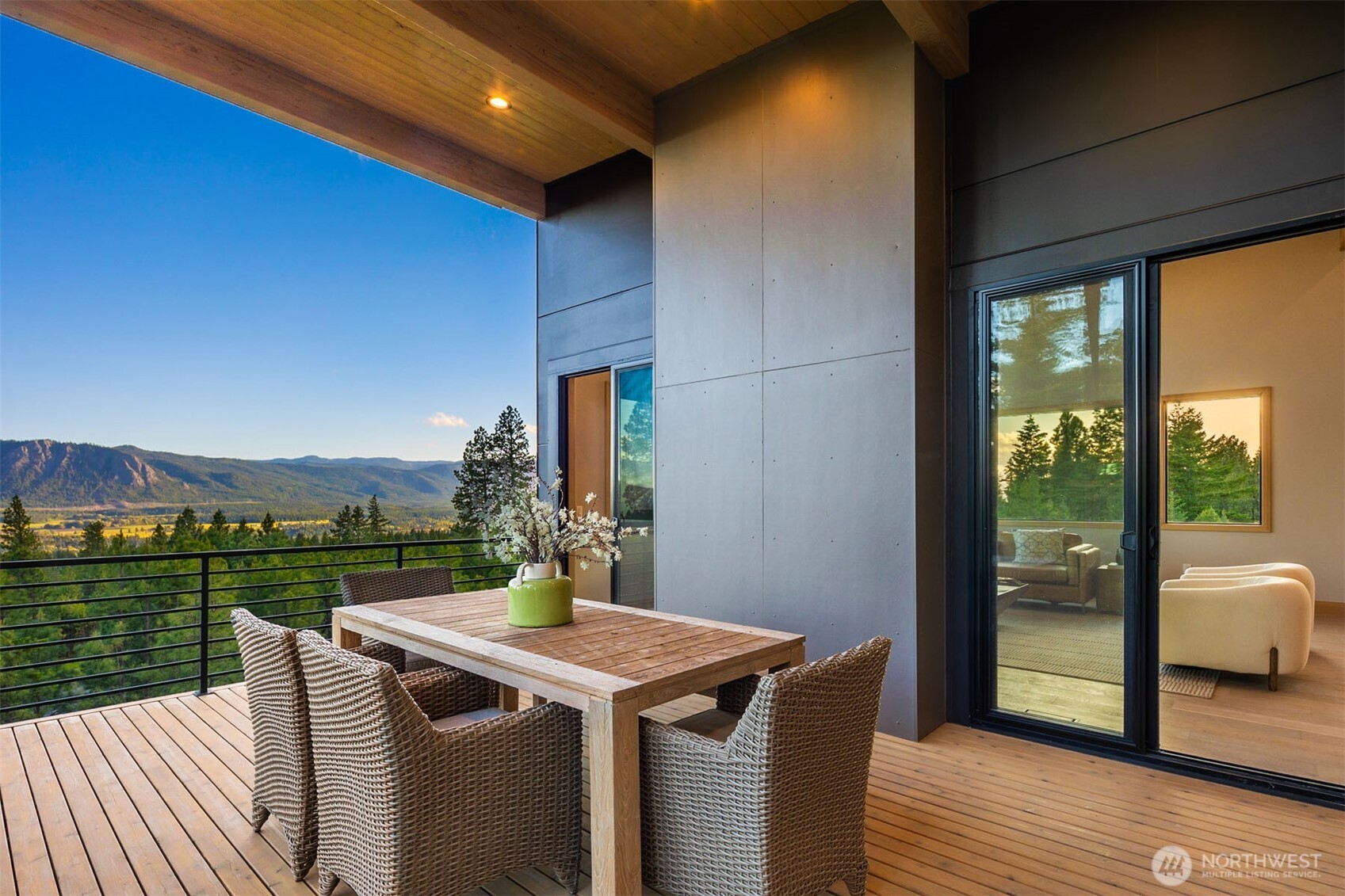 1721 Forest Ridge Drive