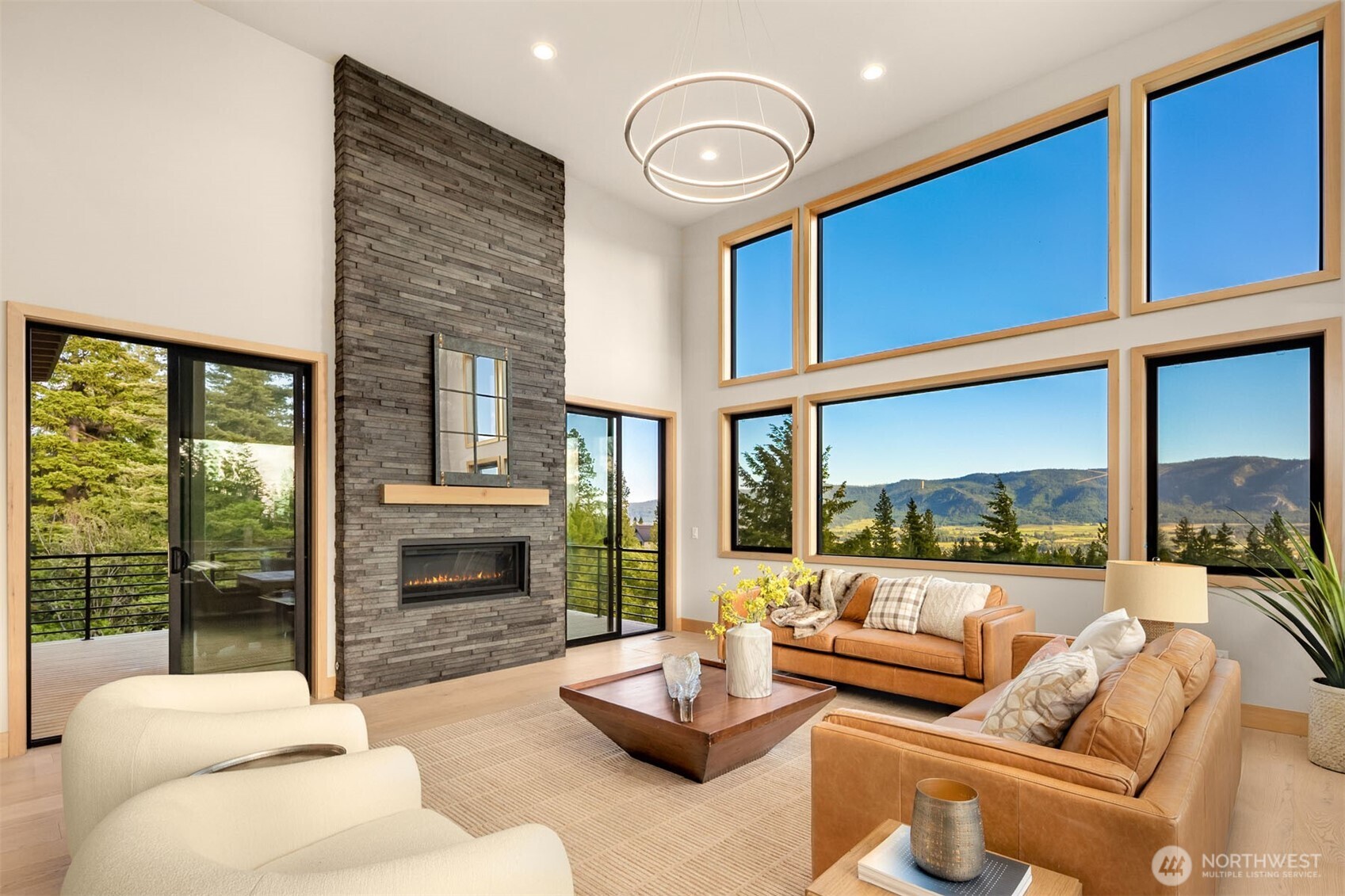 1721 Forest Ridge Drive