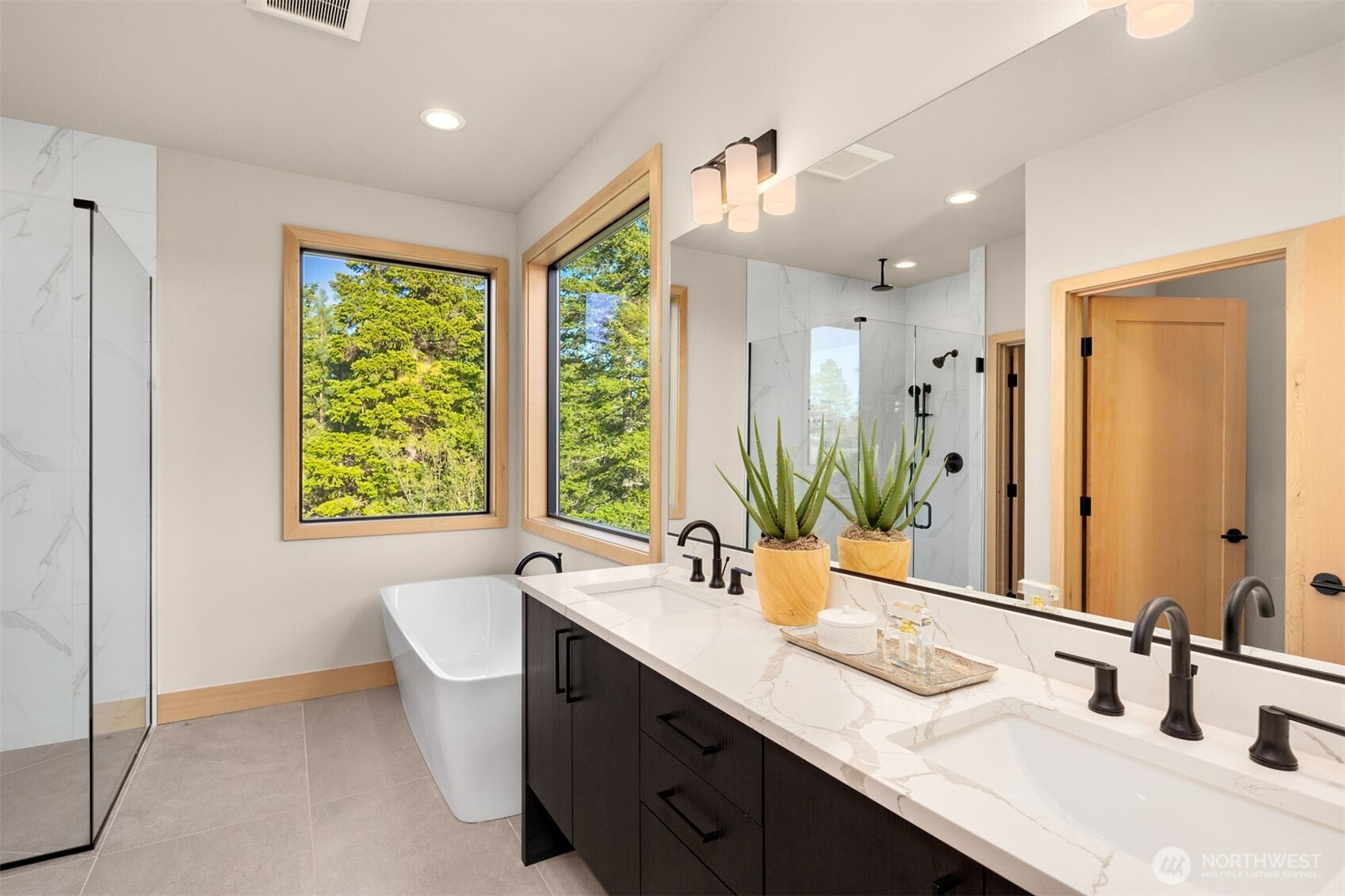 1721 Forest Ridge Drive