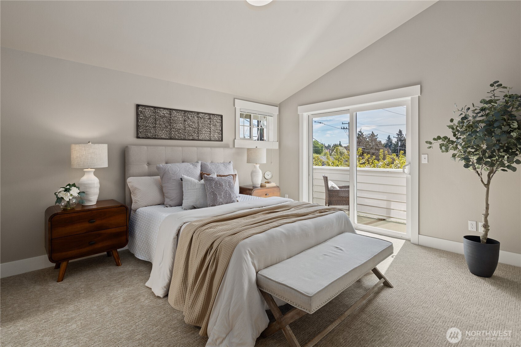 5015 A 8th Avenue NW