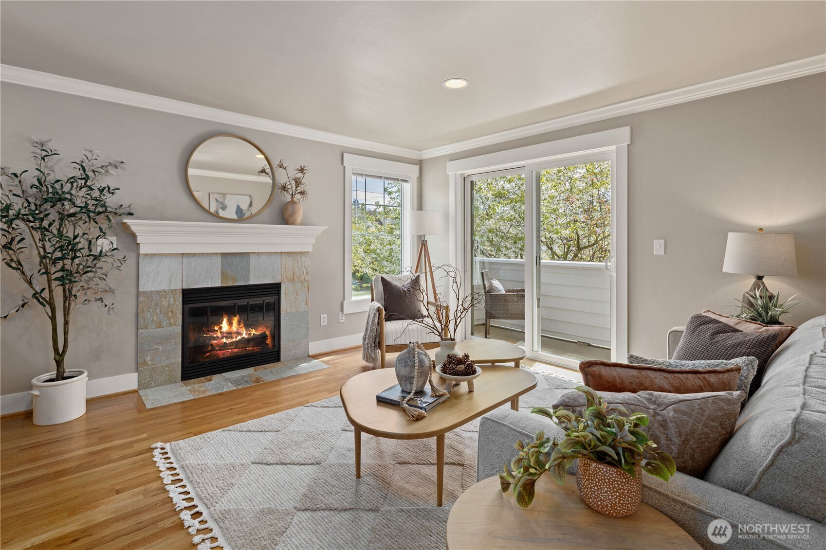 5015 A 8th Avenue NW