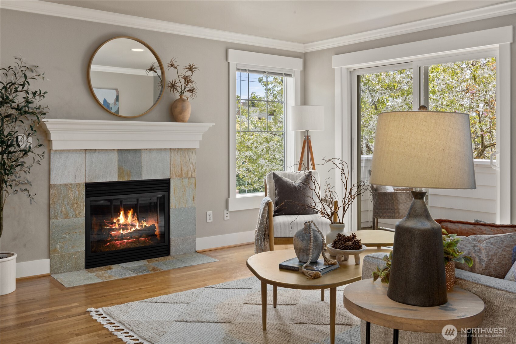 5015 A 8th Avenue NW