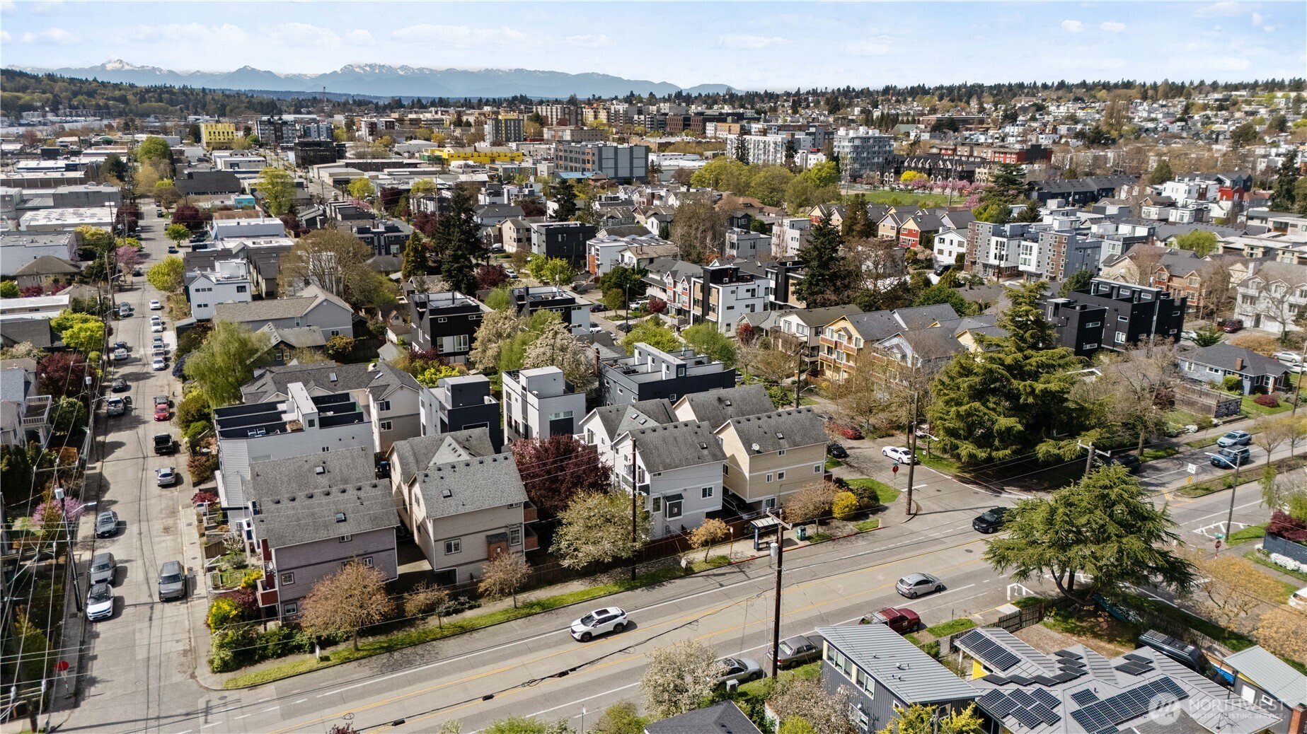 5015 A 8th Avenue NW