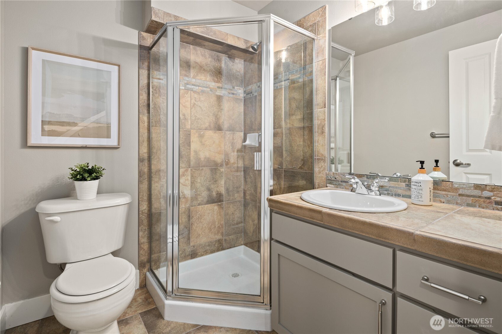 5015 A 8th Avenue NW