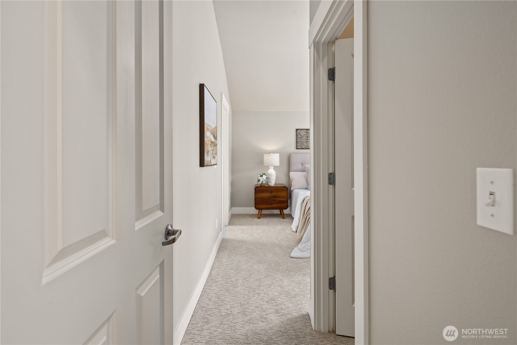 5015 A 8th Avenue NW