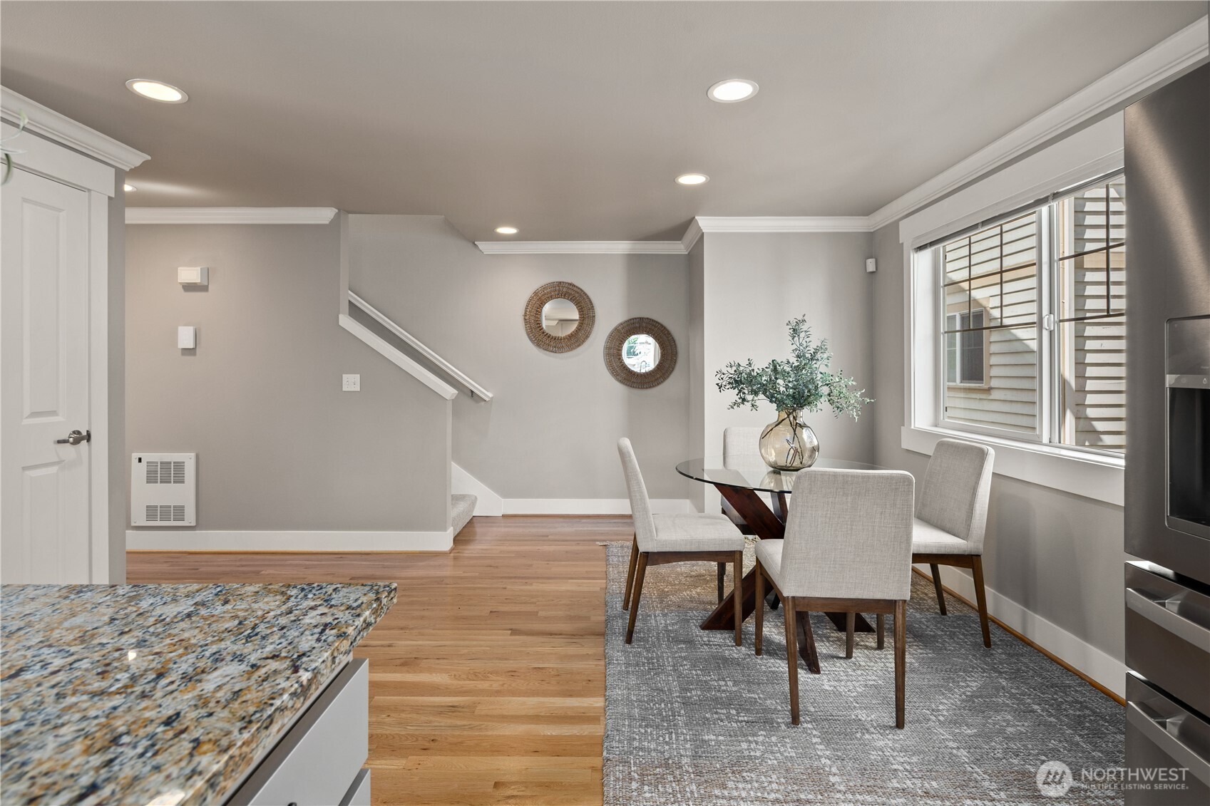 5015 A 8th Avenue NW