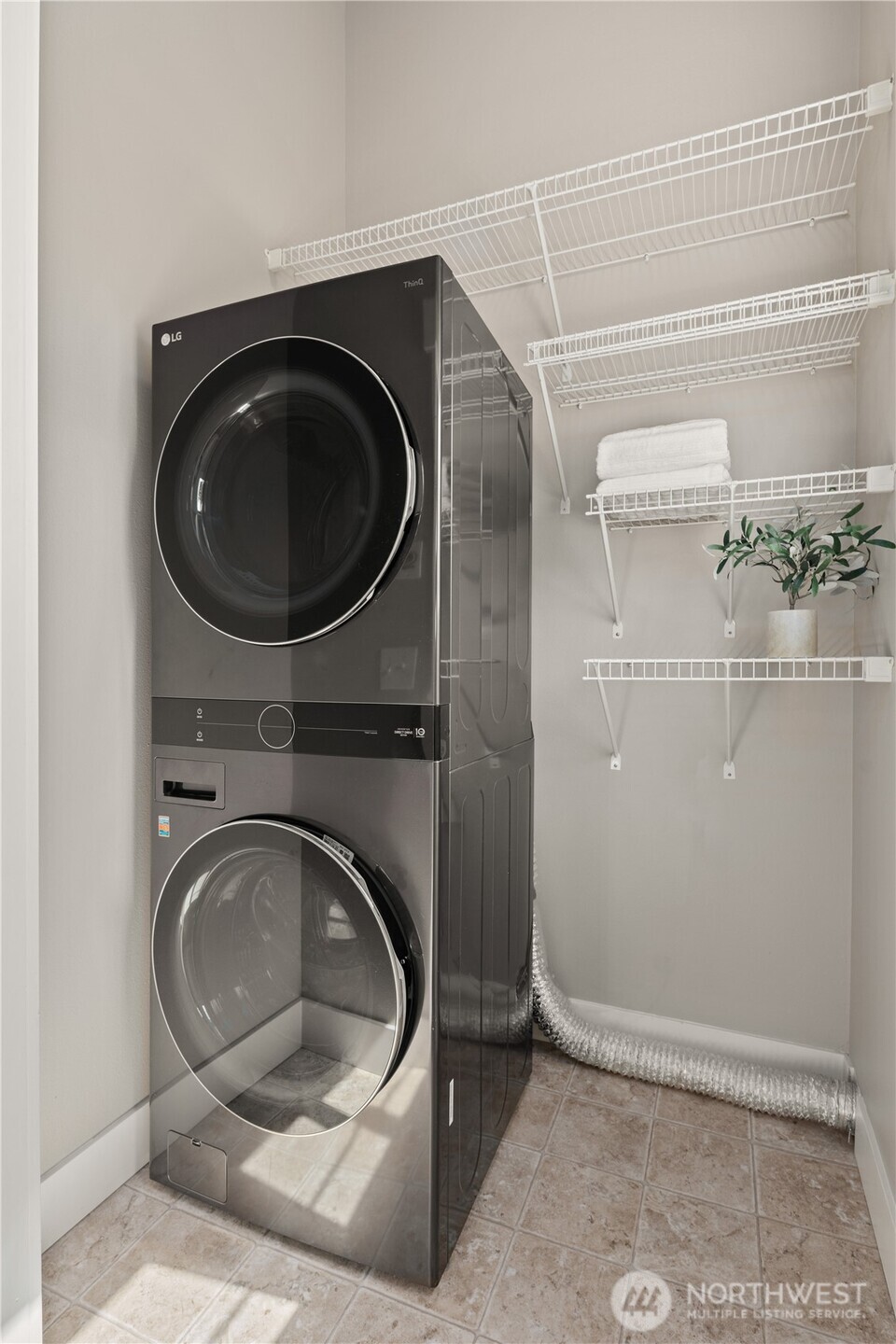 5015 A 8th Avenue NW