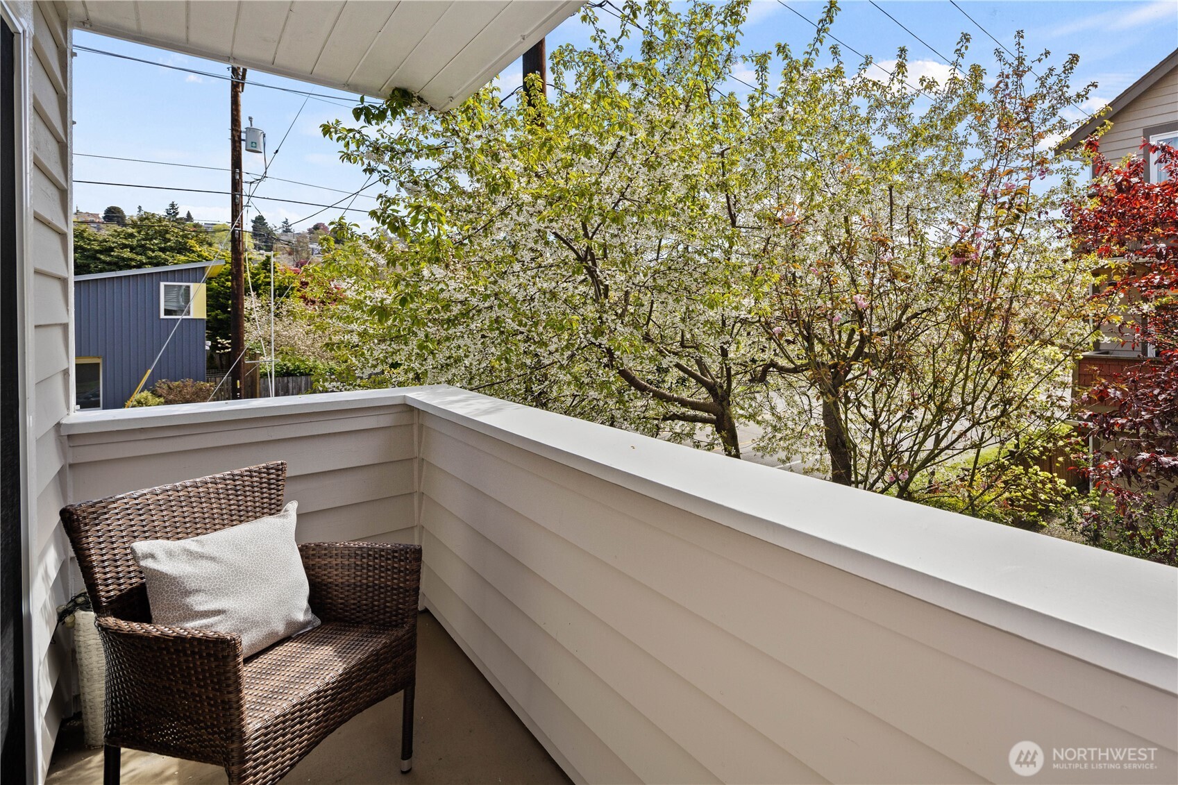 5015 A 8th Avenue NW