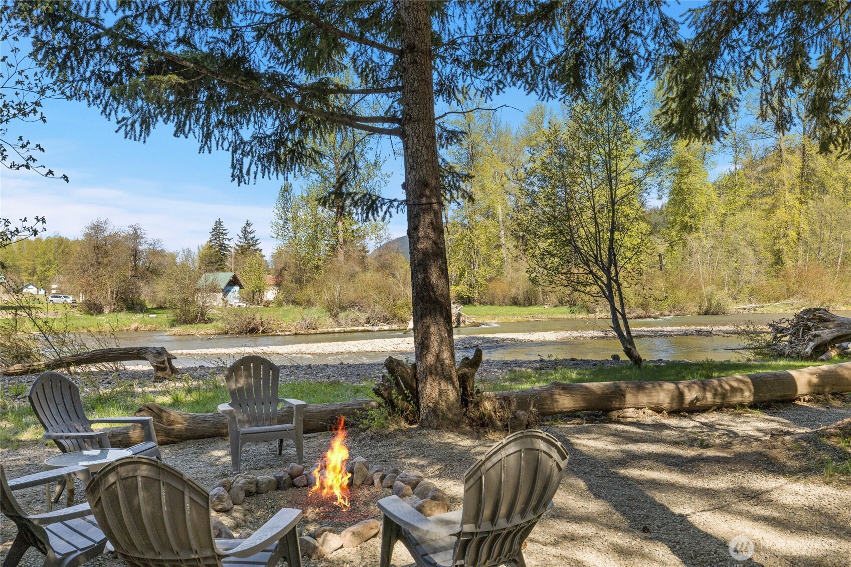 61 Heron Dr