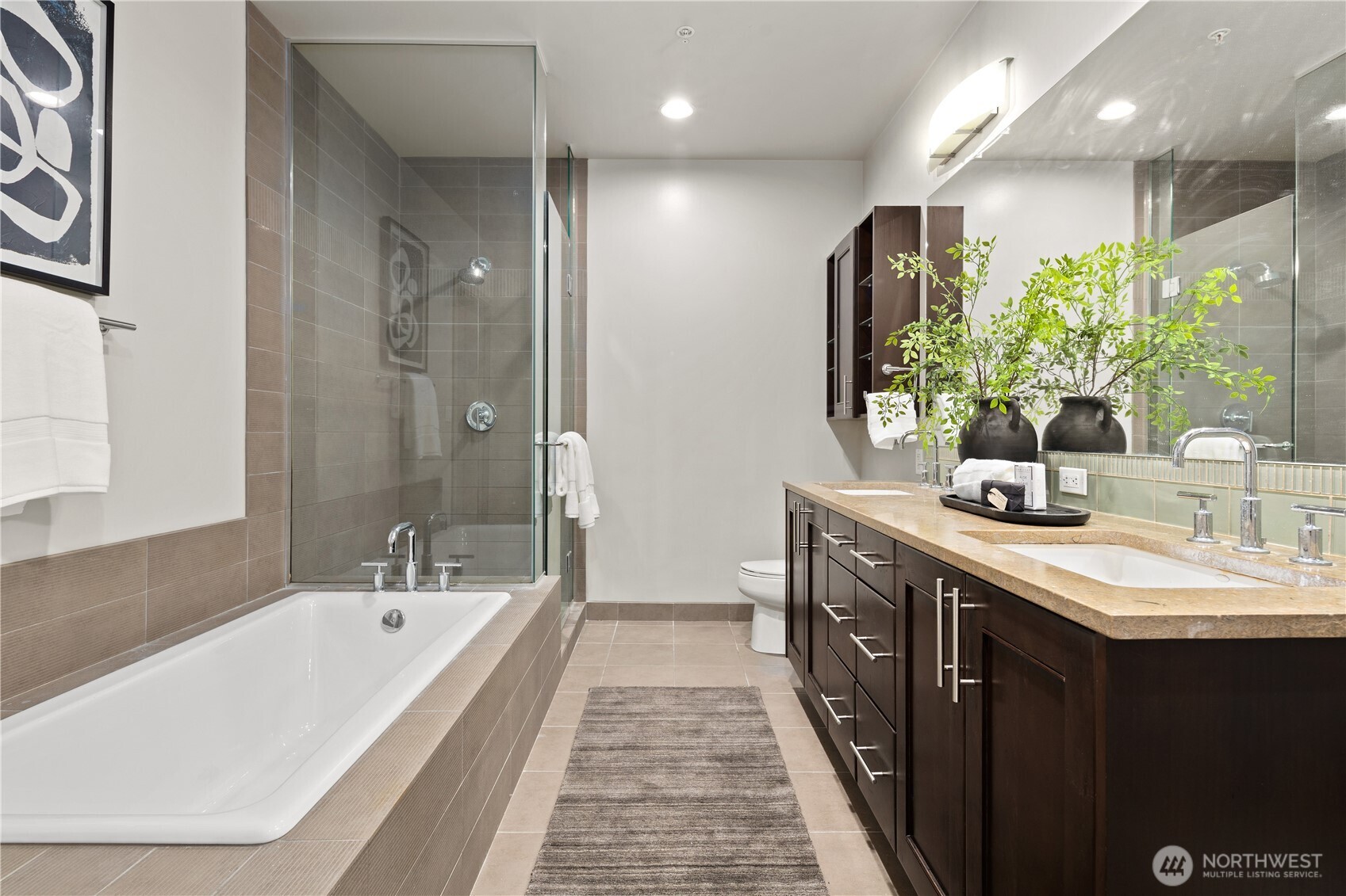10650 NE 9th Place Unit: 1925