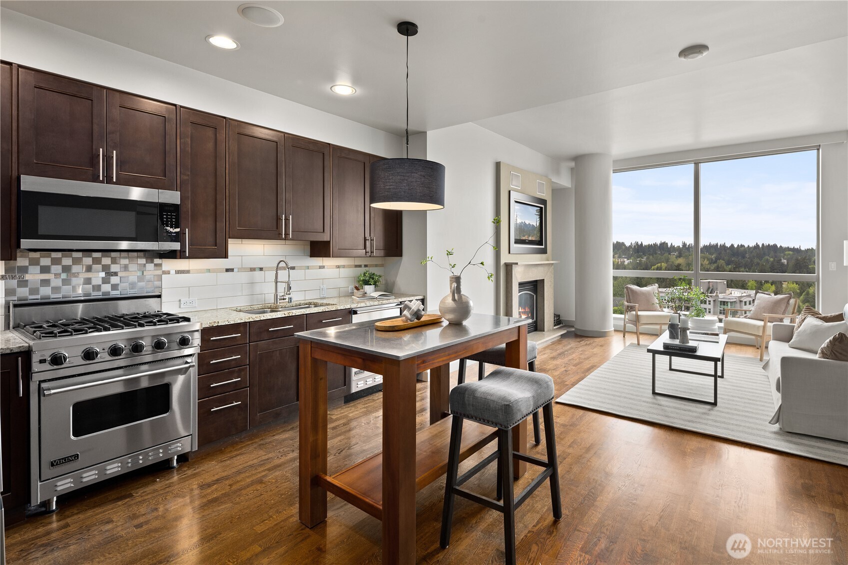 10650 NE 9th Place Unit: 1925
