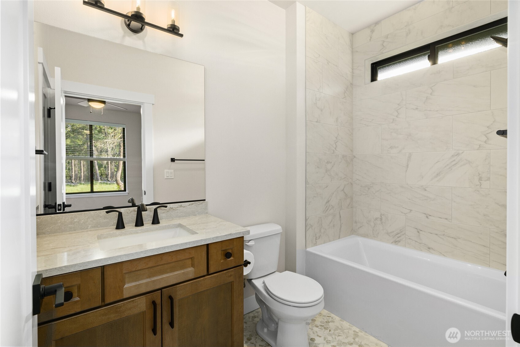 1050 Domerie Park Loop