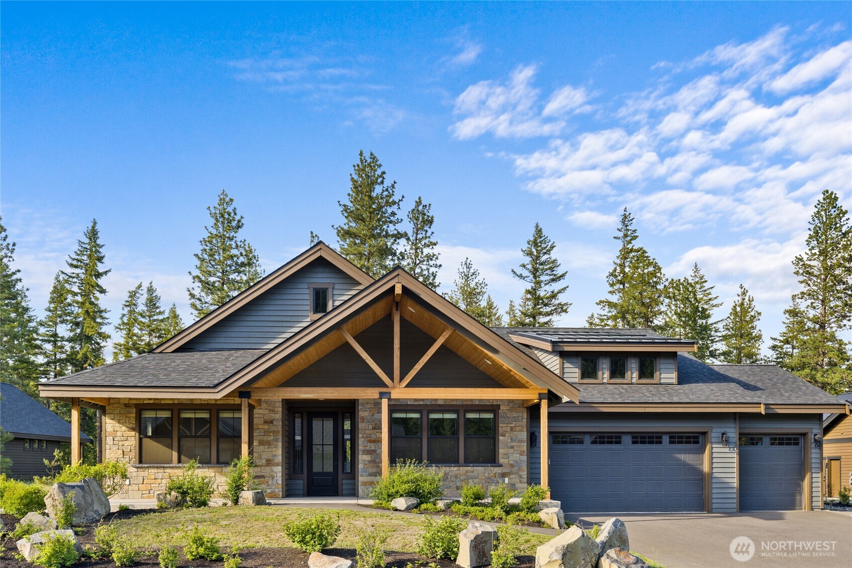 1050 Domerie Park Loop