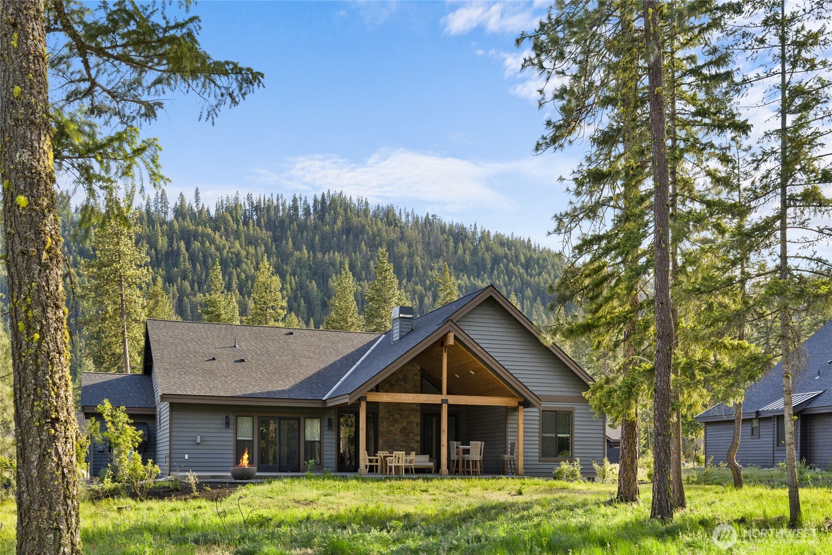 1050 Domerie Park Loop