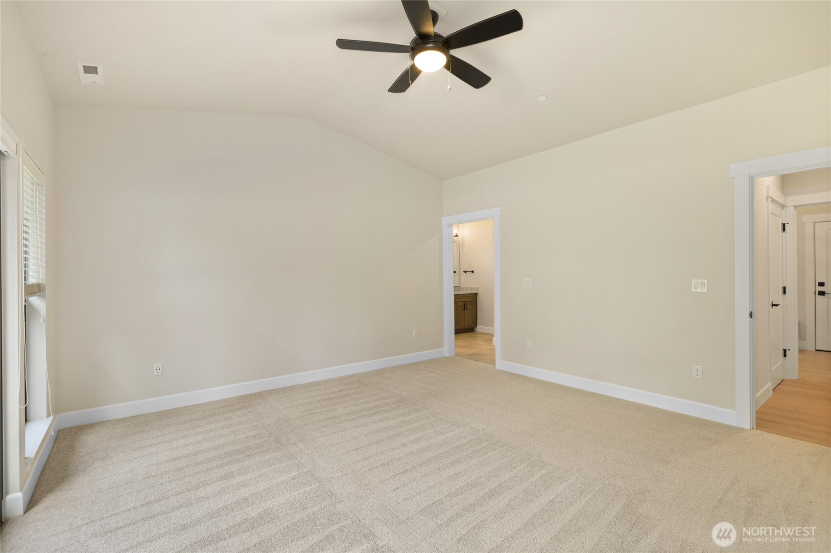 1050 Domerie Park Loop