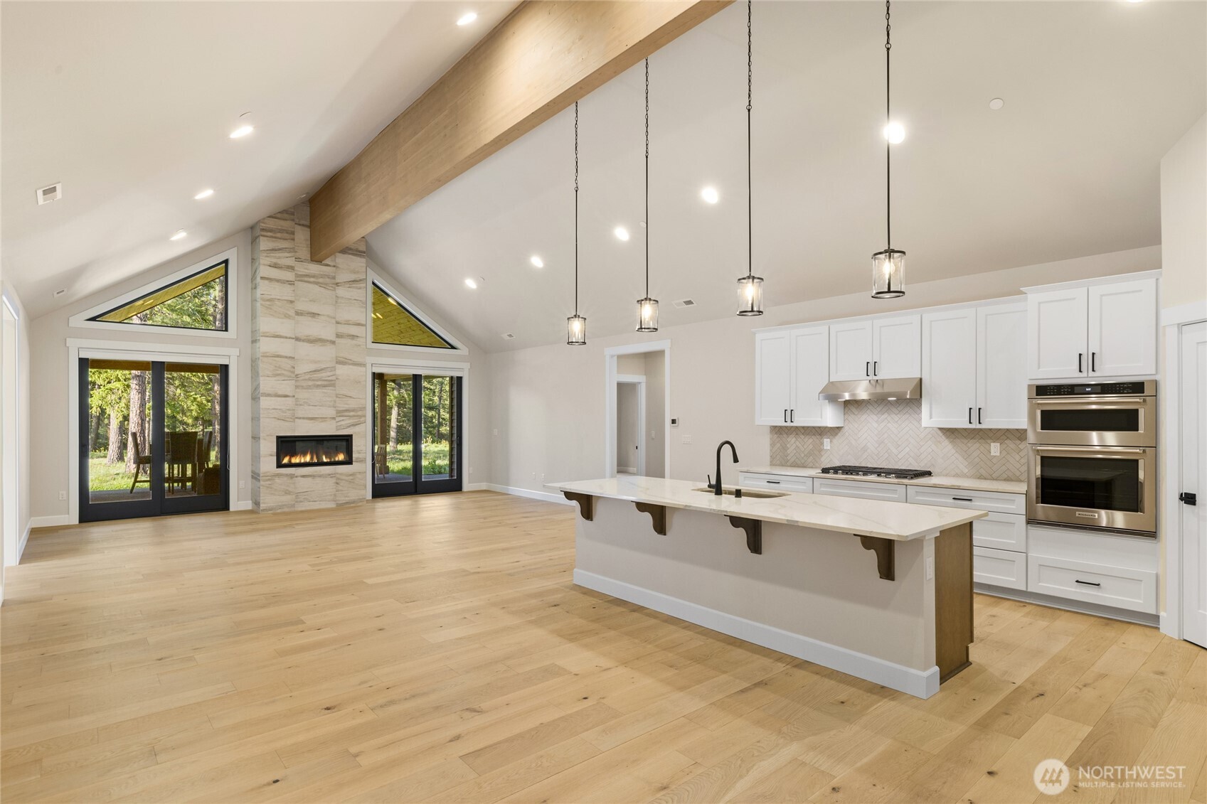 1050 Domerie Park Loop