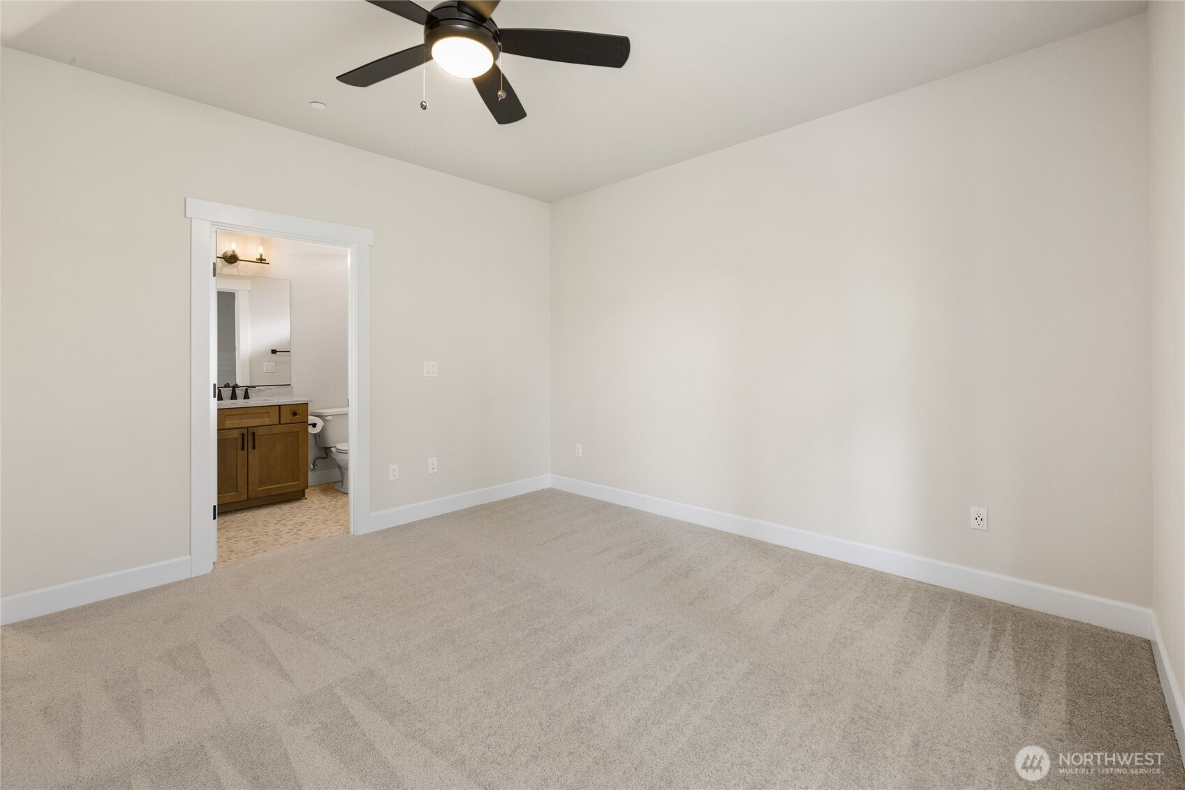 1050 Domerie Park Loop