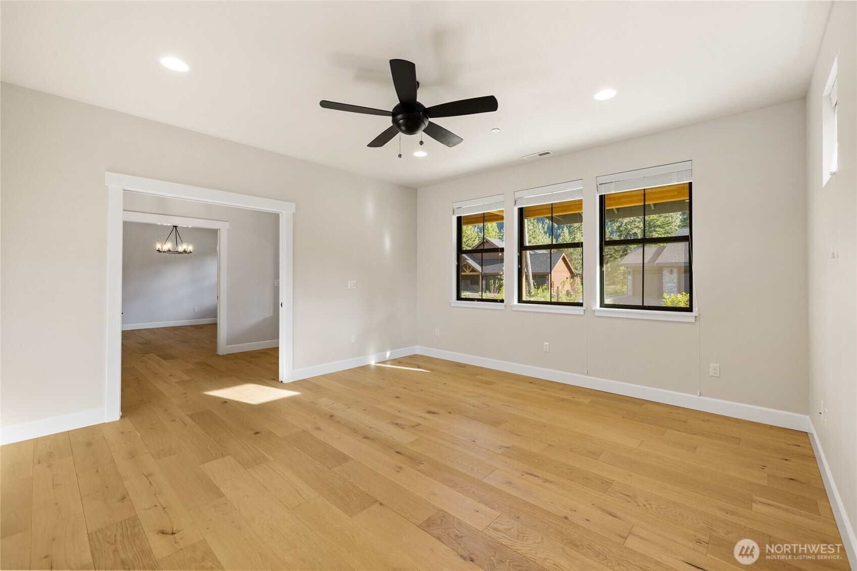 1050 Domerie Park Loop