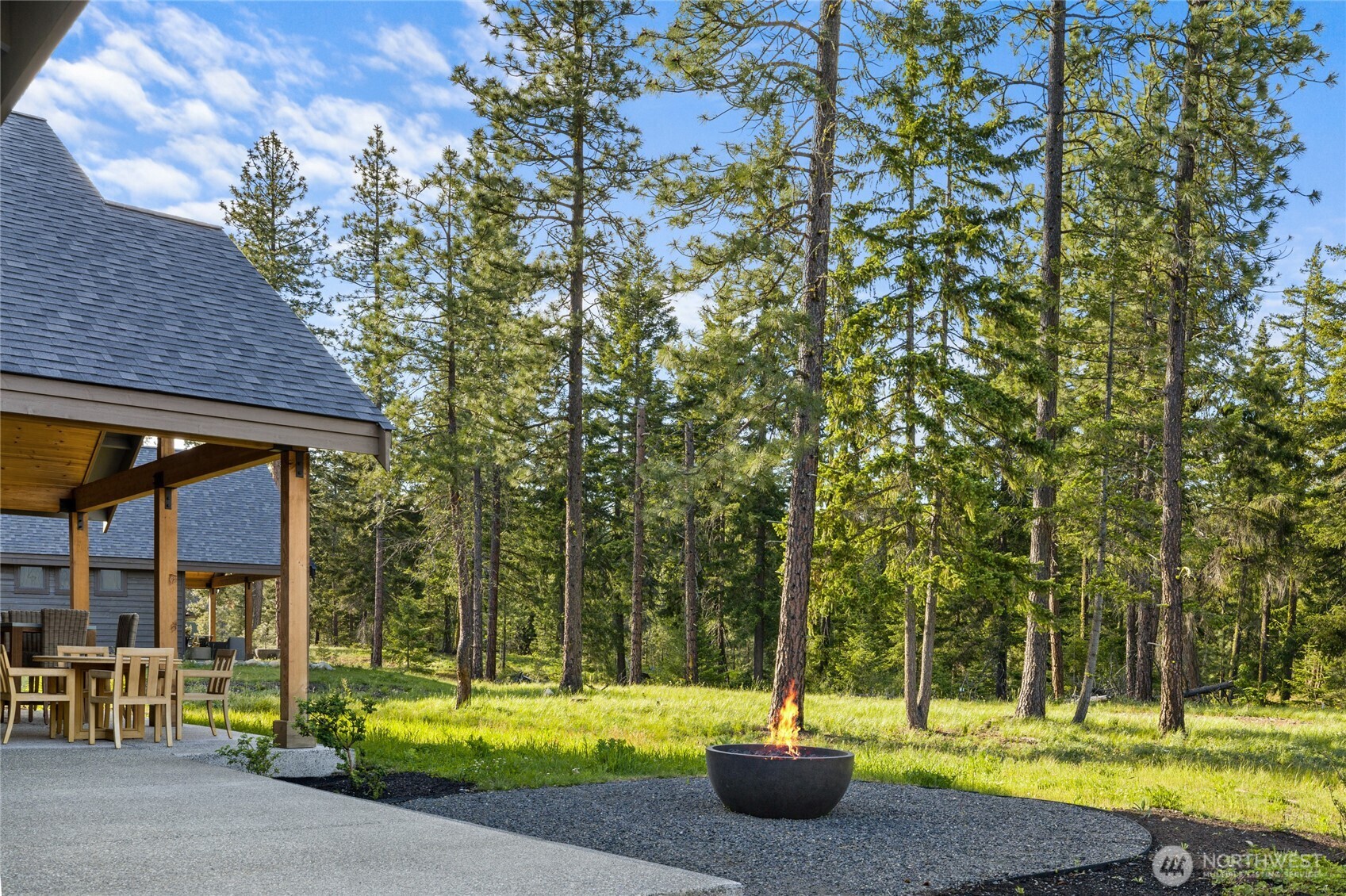 1050 Domerie Park Loop