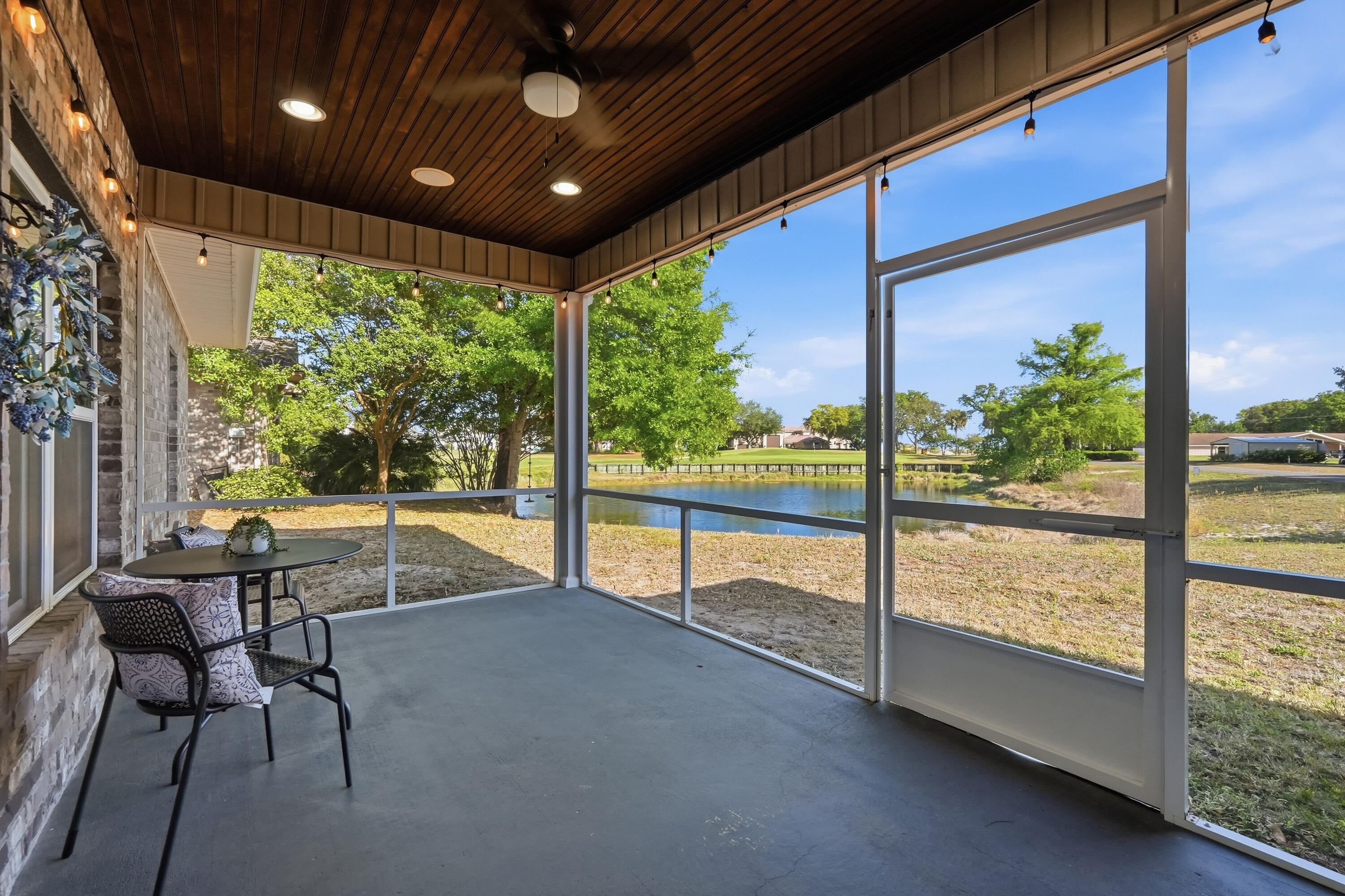 883 Shalimar Court