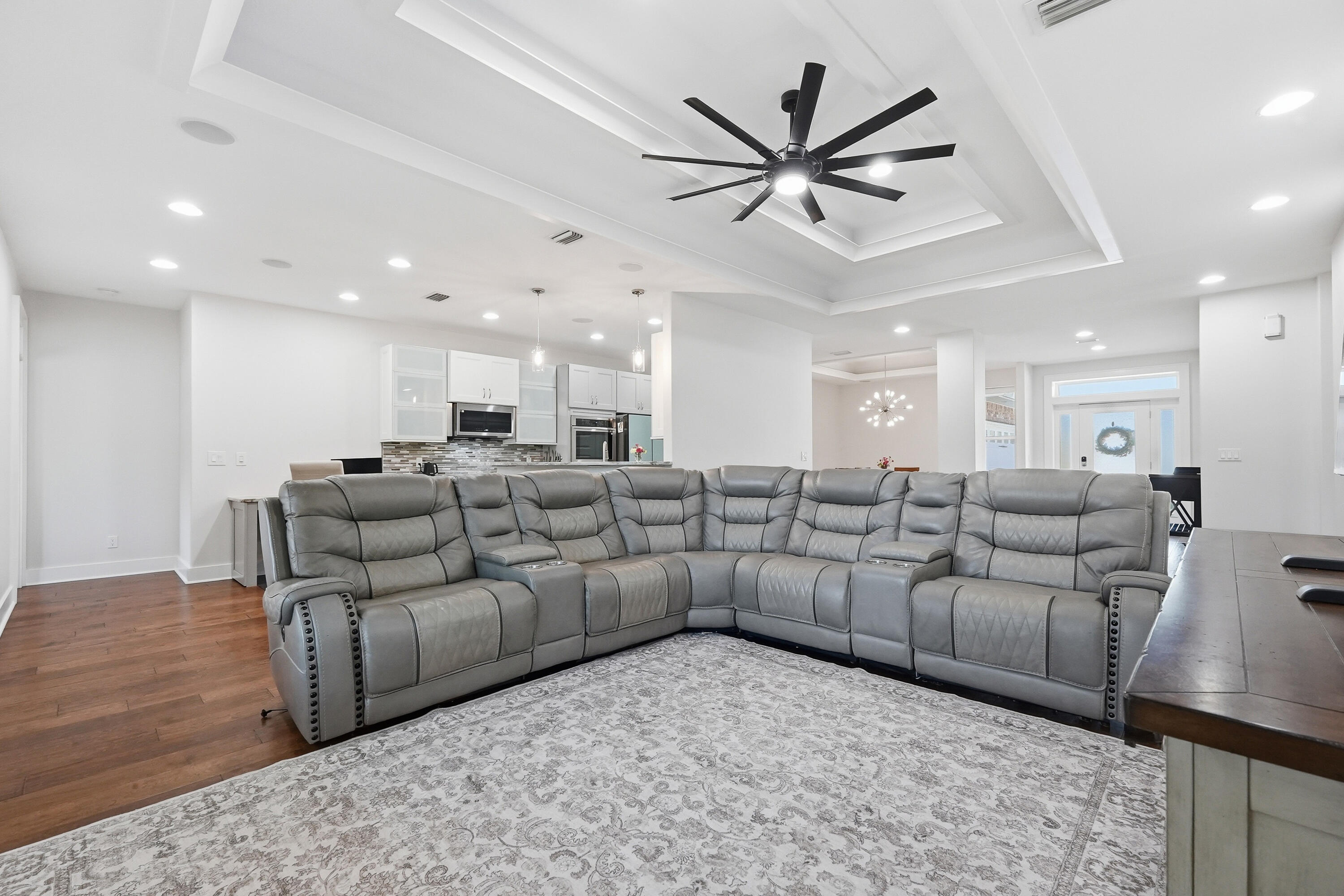883 Shalimar Court