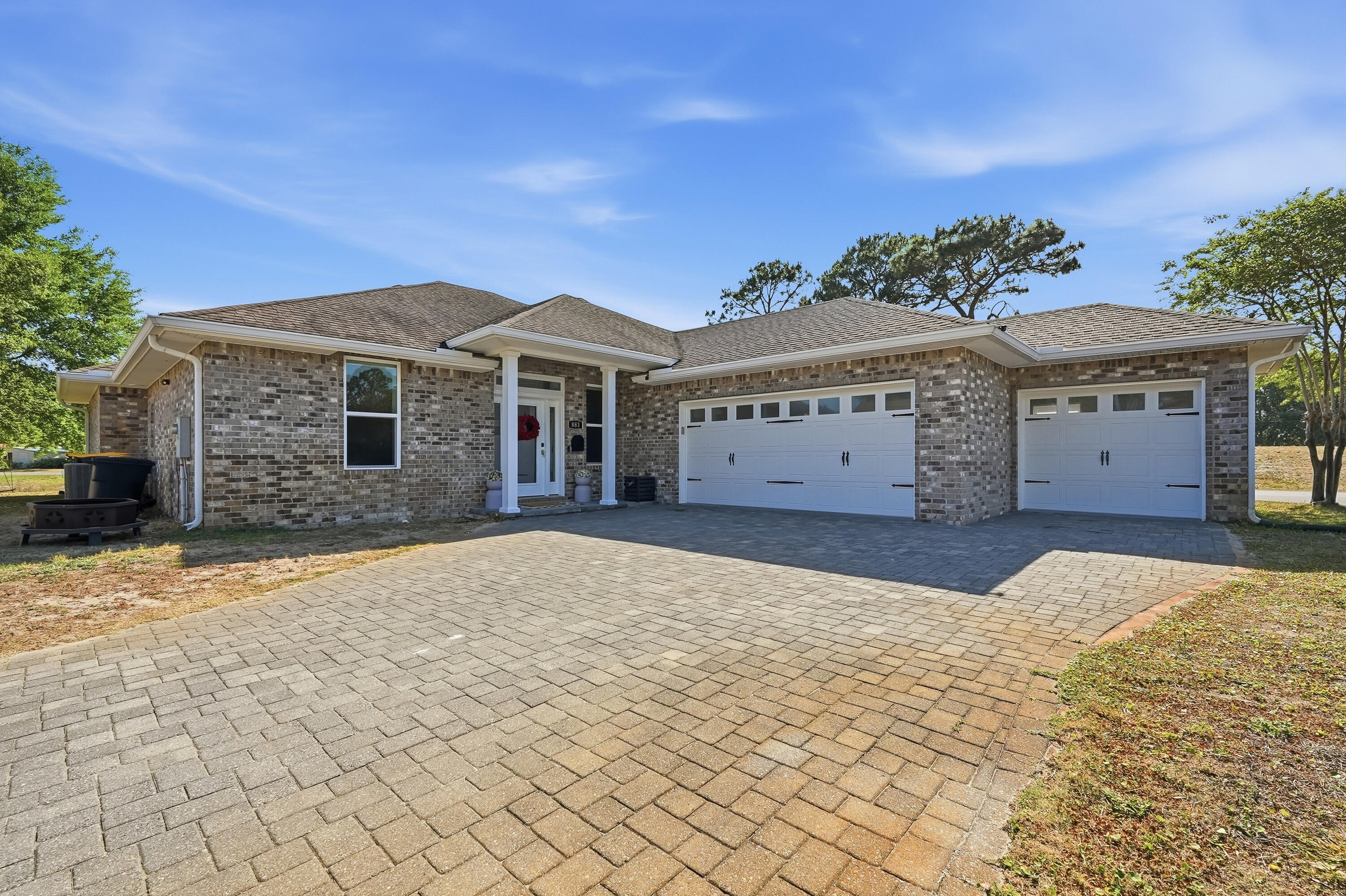 883 Shalimar Court