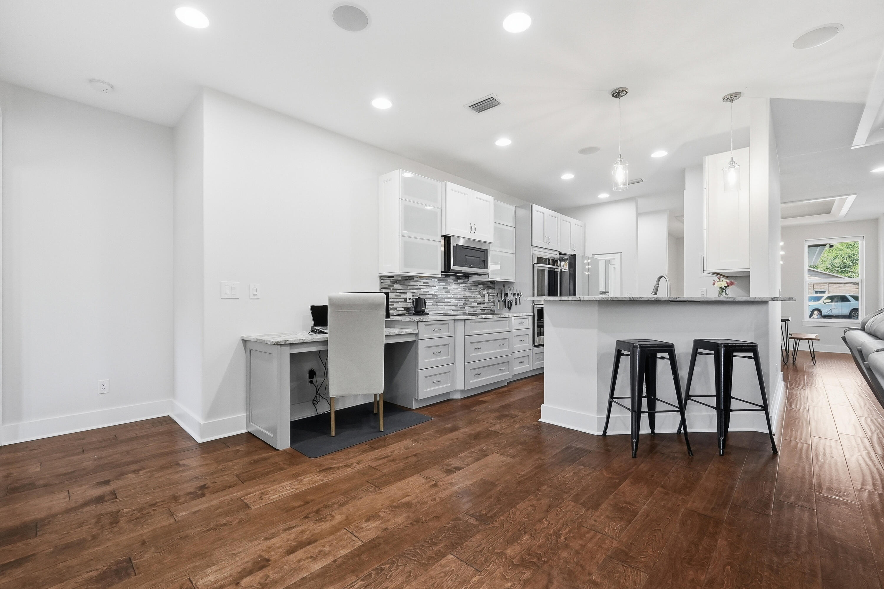 883 Shalimar Court