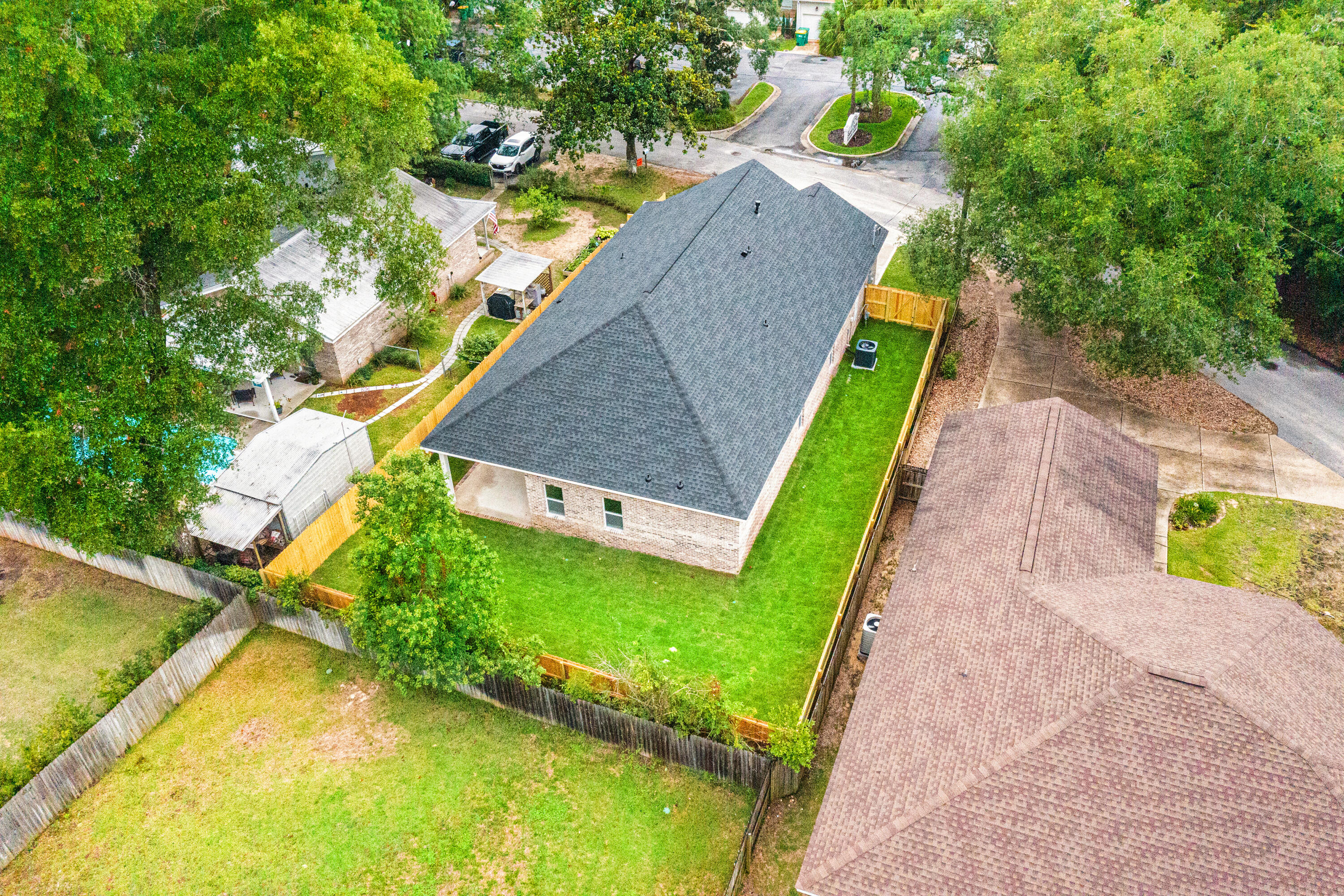 239 White Street